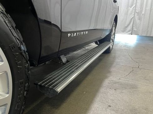 Used 2019 Ford Expedition Platinum AWD/4WD image 24