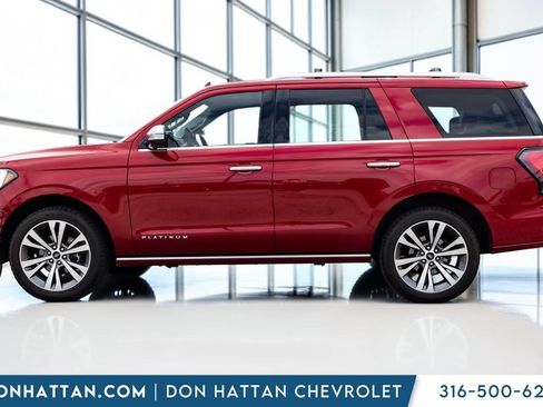 Used 2020 Ford Expedition Platinum AWD/4WD image 2