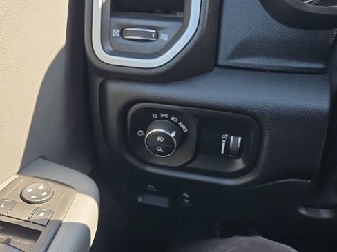 Used 2022 RAM 1500 Big Horn w/ Trailer Tow Group AWD/4WD image 22