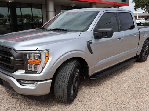 Used 2023 Ford F150 XLT w/ Equipment Group 302A High RWD image 7