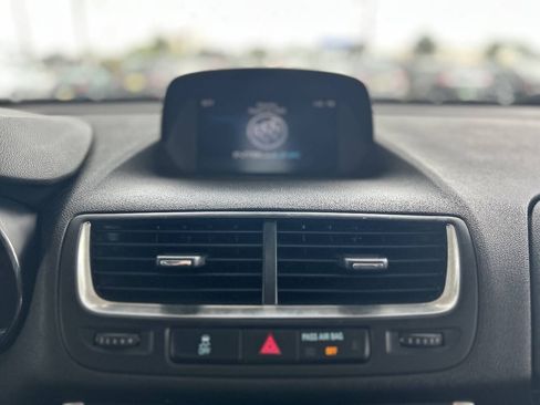 Used 2015 Buick Encore Convenience FWD image 68