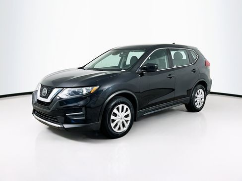 Used 2020 Nissan Rogue S image 3