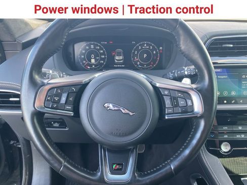 Used 2019 Jaguar F-PACE S image 18