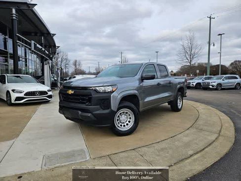 Used 2023 Chevrolet Colorado W/T image 1