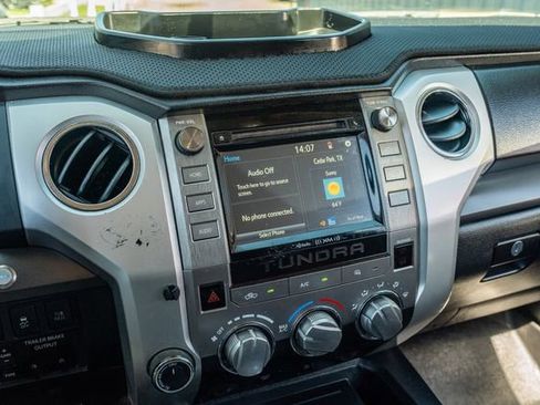 Used 2017 Toyota Tundra SR5 image 26