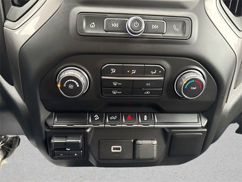 Used 2020 Chevrolet Silverado 1500 Custom Trail Boss w/ Custom Convenience Package image 14