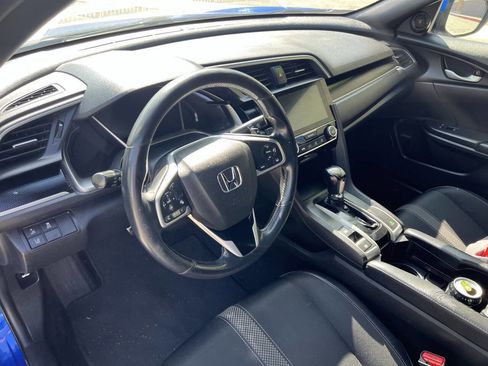 Used 2019 Honda Civic Sport image 8