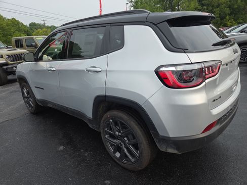 New 2026 Jeep Compass Limited AWD/4WD image 5