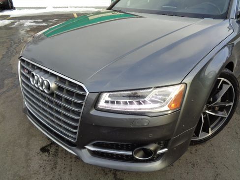 Used 2016 Audi S8 Plus w/ Driver Assistance Package image 22