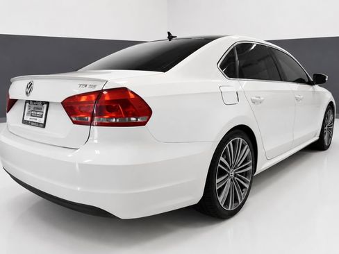 Used 2015 Volkswagen Passat 1.8T Sport FWD image 8