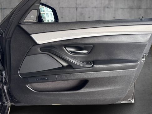 Used 2015 BMW 528i Sedan image 21