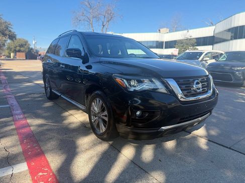 Used 2019 Nissan Pathfinder SL FWD image 8