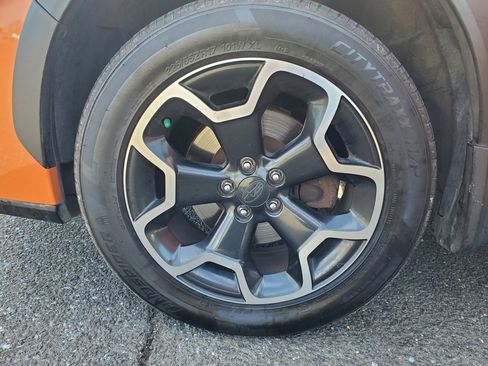 Used 2014 Subaru Crosstrek 2.0i Premium w/ Moonroof Package image 24