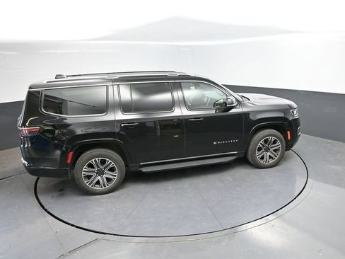 Used 2024 Jeep Wagoneer Series II AWD/4WD image 34