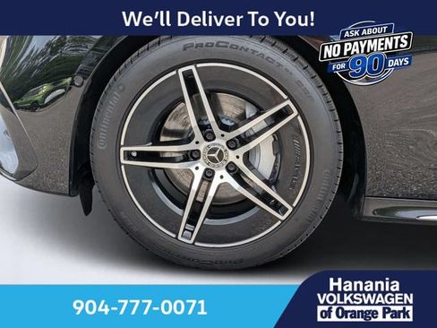 Used 2025 Mercedes-Benz E 350 Sedan image 11