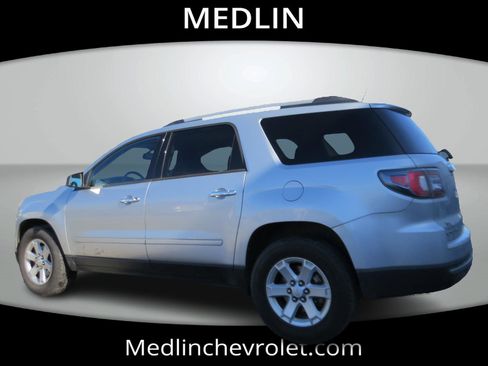 Used 2016 GMC Acadia SLE image 6