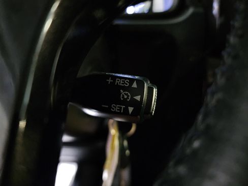 Used 2019 Toyota 4Runner TRD Off-Road Premium w/ Phone Cable & Charge Package image 33