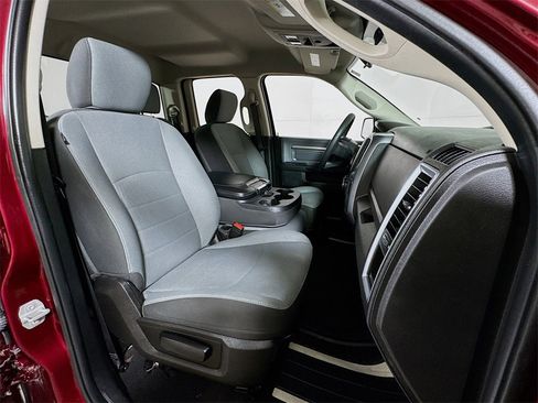 Used 2024 RAM 1500 Classic SLT image 23