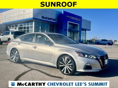 Used 2019 Nissan Altima 2.5 SR w/ SR Premium Package
