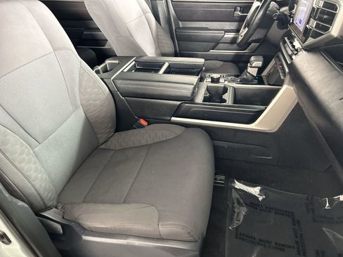 Used 2025 Toyota Tundra SR5 w/ SR5 Convenience Package AWD/4WD image 25