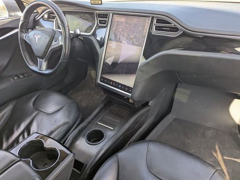 Used 2014 Tesla Model S 60 RWD image 28