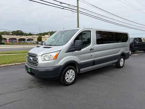 Used 2016 Ford Transit 350 XLT image 2