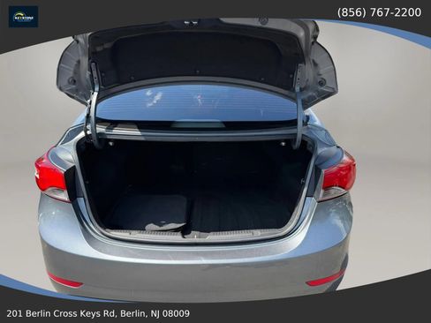 Used 2016 Hyundai Elantra SE FWD image 13