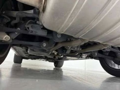 Used 2018 Porsche Cayenne Platinum Edition image 58