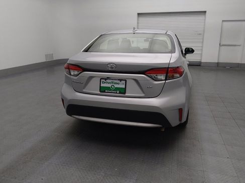 Used 2021 Toyota Corolla LE image 7