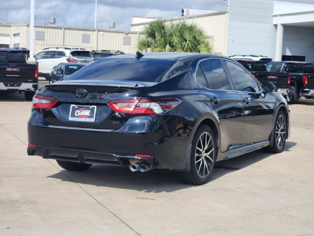 Used 2022 Toyota Camry SE w/ Convenience Package FWD image 7