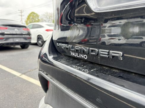 Used 2021 Toyota Highlander XSE AWD/4WD image 9