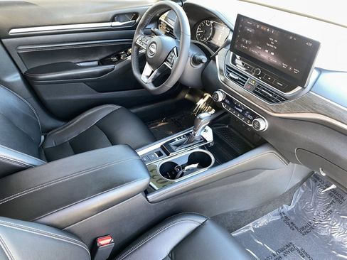 Certified 2023 Nissan Altima 2.5 SL AWD/4WD image 9