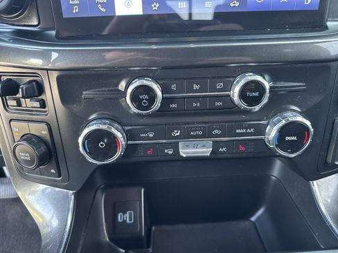 Certified 2022 Ford F150 XLT w/ Equipment Group 302A High image 41