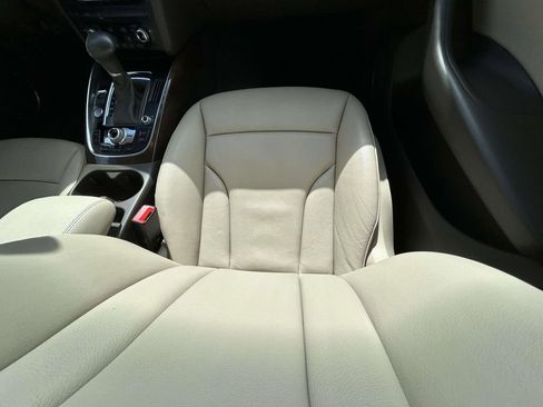 Used 2016 Audi Q5 2.0T Premium Plus w/ Technology Package AWD/4WD image 15