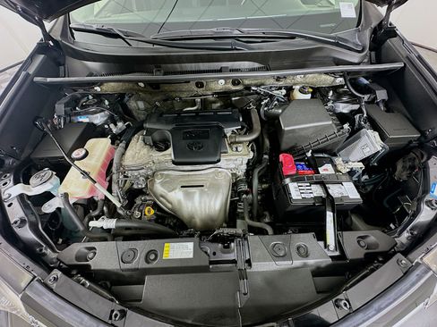 Used 2016 Toyota RAV4 XLE image 31