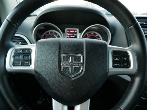 Used 2013 Dodge Journey SXT w/ Flexible Seating Group image 25