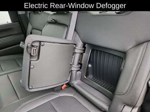 Used 2020 Chevrolet Silverado 2500 LTZ w/ LTZ Premium Package image 27