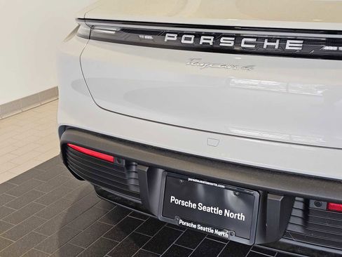 New 2025 Porsche Taycan image 17