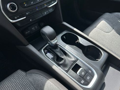 Used 2020 Hyundai Santa Fe SEL FWD image 14
