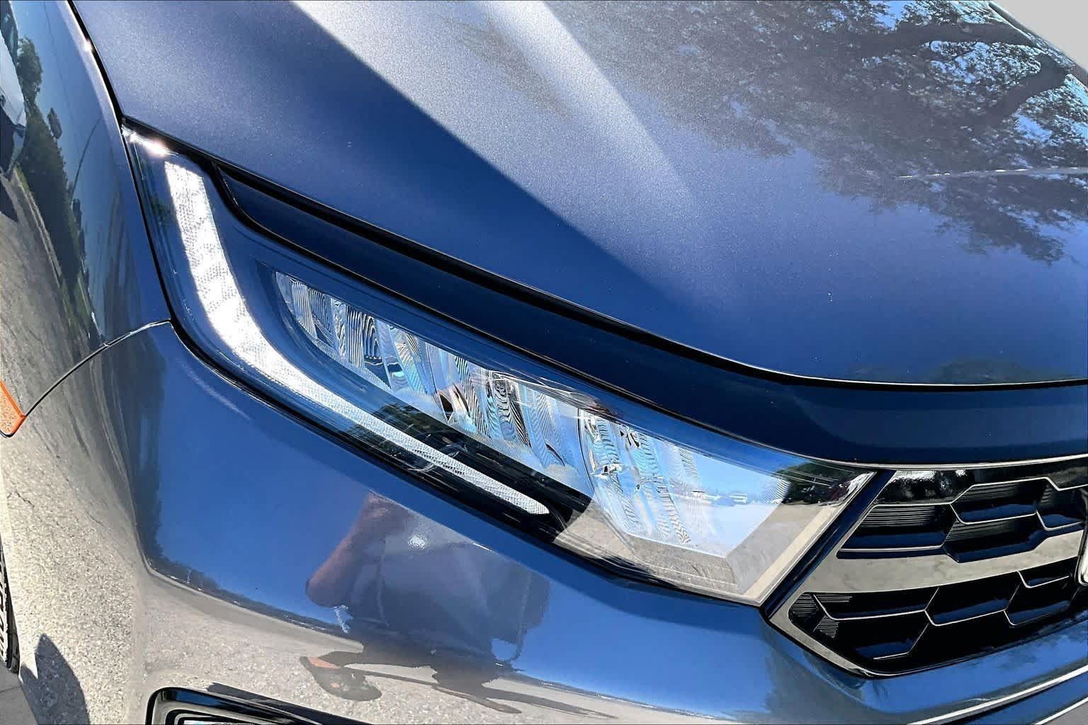 Used 2025 Honda Odyssey Elite image 28