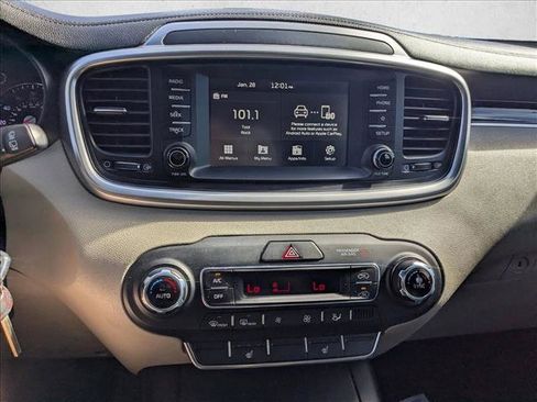 Used 2020 Kia Sorento LX w/ LX I4 Convenience Package image 10
