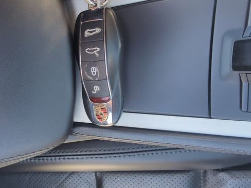 Used 2017 Porsche 718 Boxster S image 24