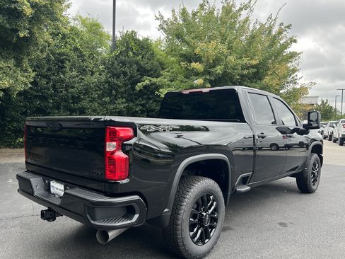 New 2026 Chevrolet Silverado 2500 Custom w/ Custom Value Package AWD/4WD image 9