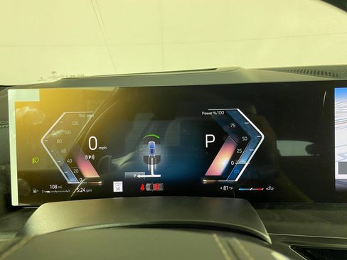 Used 2026 BMW X5 sDrive40i w/ Premium Package image 18