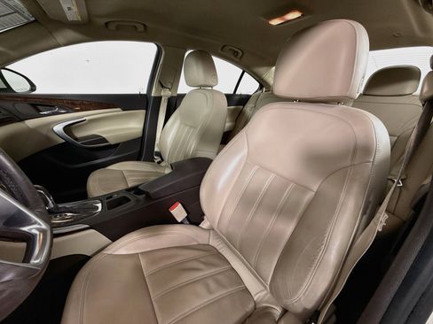 Used 2013 Buick Regal Premium FWD image 11