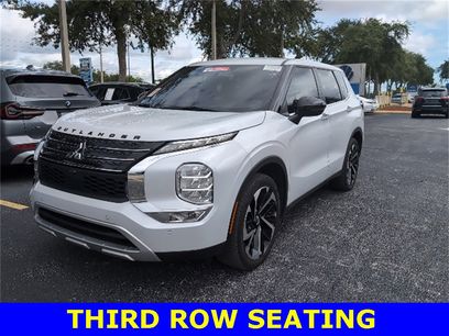 Used 2024 Mitsubishi Outlander SE