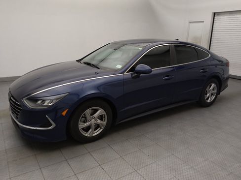 Used 2021 Hyundai Sonata SE FWD image 2