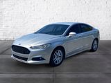 Used 2015 Ford Fusion SE w/ Equipment Group 202A image 3
