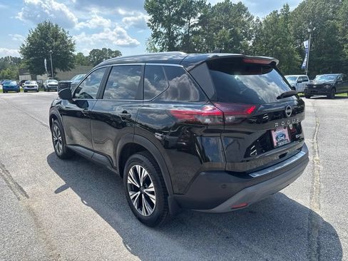 Used 2023 Nissan Rogue SV w/ SV Premium Package AWD/4WD image 3