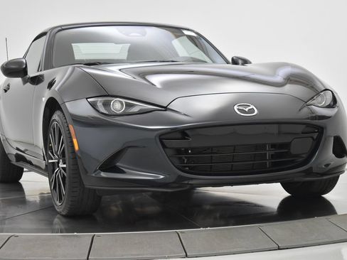 Certified 2025 MAZDA MX-5 Miata RF Grand Touring RWD image 12